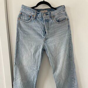 Levi’s Ribcage Straight Jeans – Size 30